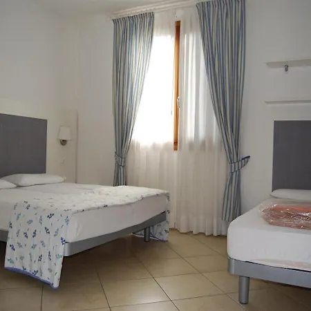 Apartment With Swimming Pool - Beahost Bibione